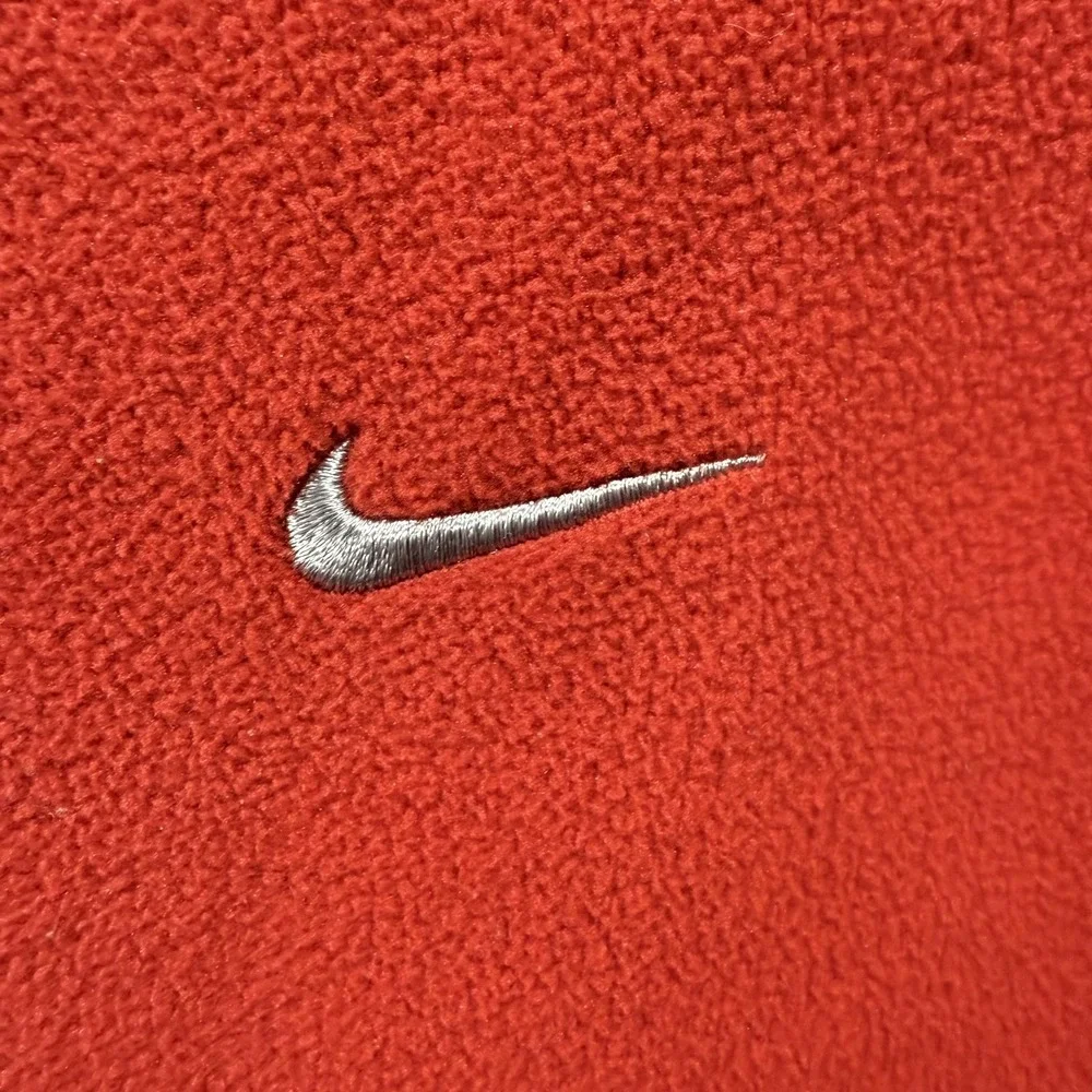 Nike Fleece Hooded Scarf Mens‎ Red Swoosh Logo Winter Cold Weather Accessory